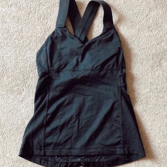 black lululemon tank - Picture 1 of 3